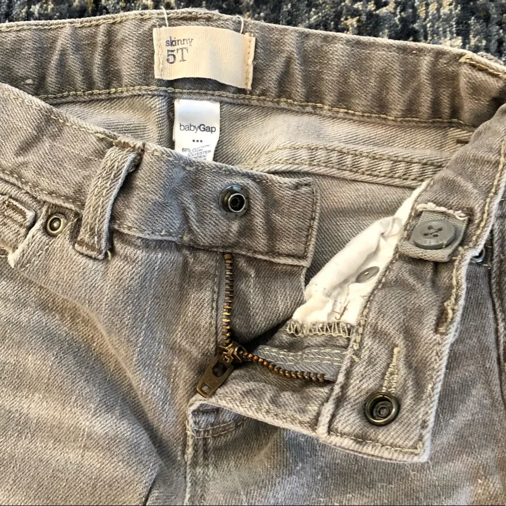 GAPKids Skinny Jeans Adjustable Waist Zipper  Snap Closure Gray Girls Size 5T